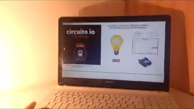Controlling An Incandescent Light Bulb Via Arduino, Ethernet Shield And Elipse SCADA Software