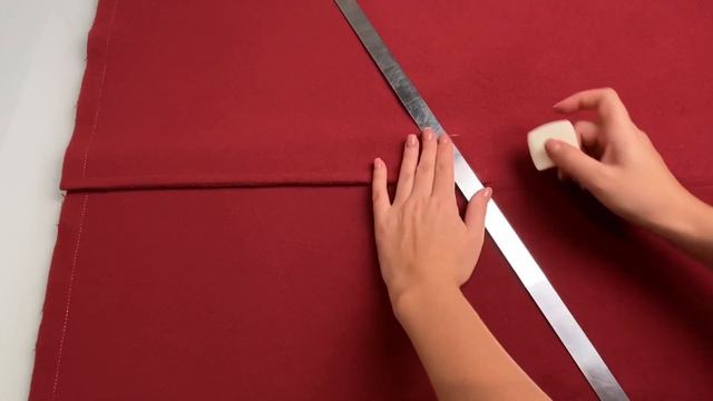 Шью ПАЛЬТО из ДВУХСЛОЙНОЙ ткани без подклада ЧАСТЬ 2 / КАК обработать шлицу, плечевой и боковой шов