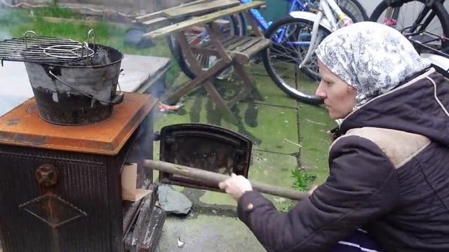 Соседи отдали... Сборка трона для Агафии смотреть онлайн