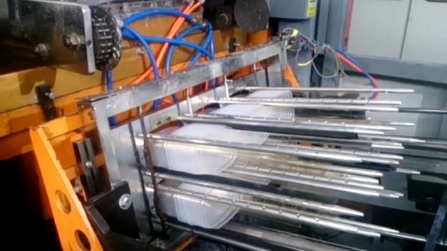 Производство пластикового контейнера 1000 мл.