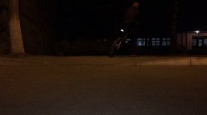 Вертикальный стант (вращение) на электровелосипеде FLYGEAR 888