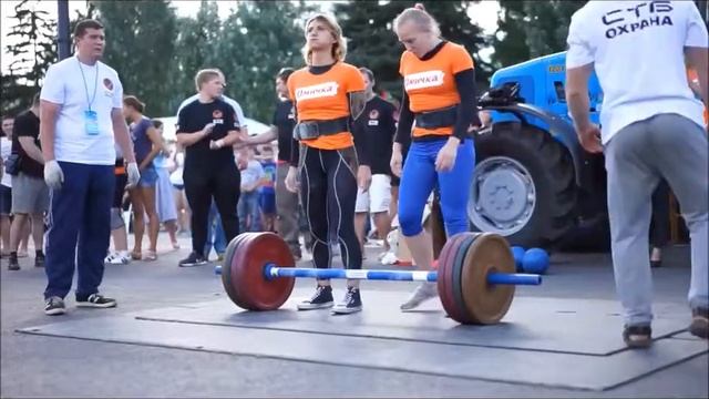 Русская ось. Парная. Женщины смотреть онлайн