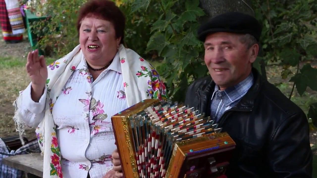 Павел Арзамасцев на съёмках "Завалинки" смотреть онлайн