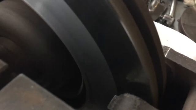 Проточка тормозного диска на 35% смотреть онлайн