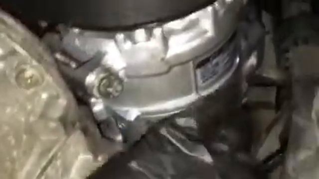 1999 Mercedes-Benz M-Class SUV Cómo Cambiar El Compresor Del Aire.