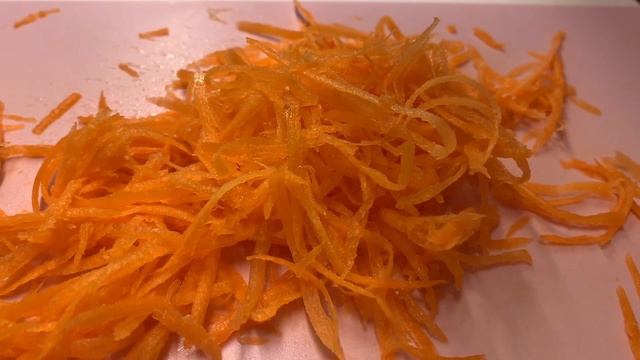 БЫСТРЫЙ, ВКУСНЫЙ И ПОЛЕЗНЫЙ ТЕПЛЫЙ САЛАТ смотреть онлайн