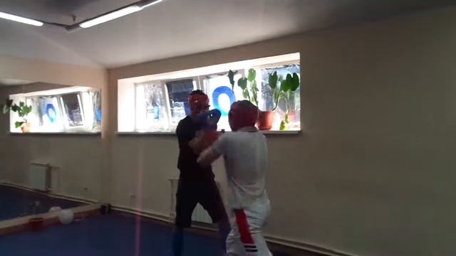Джит Кун-До Иван против Жека смотреть онлайн