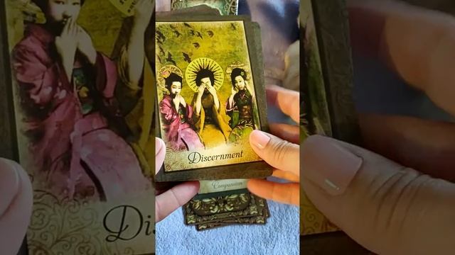 Unboxing of The Vintage Wisdom Oracle Deck смотреть онлайн