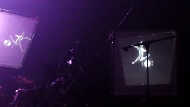 IAMX "Surrender" Fonda Theater, LA 10.9.2015 смотреть онлайн