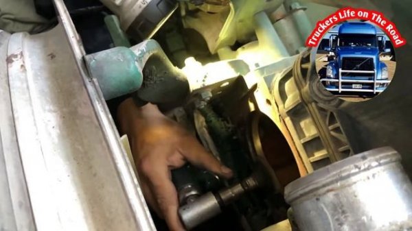 How To Replace Thermostat Valve | D13 Volvo Truck