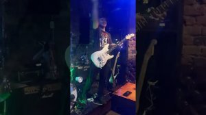 Unchain My Heart   Куплет, гитарное соло, басовое соло и барабанное и часть концовки