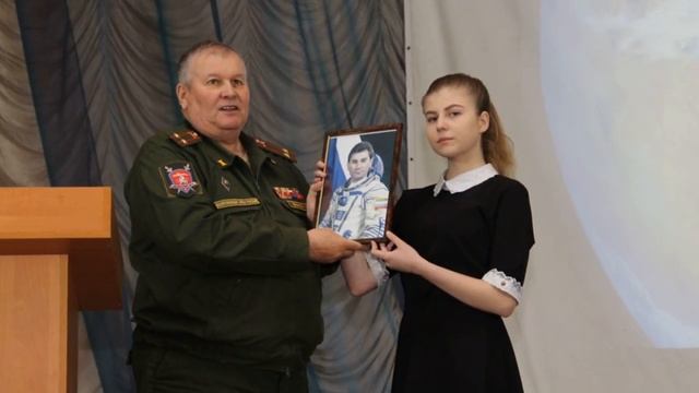 Гимн Финансово-экономического колледжа "Мы учимся чтоб лучше жить!" смотреть онлайн