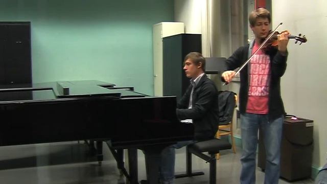 Totoro - Tunnel of wind Joe hisaishi - Piano Violin смотреть онлайн