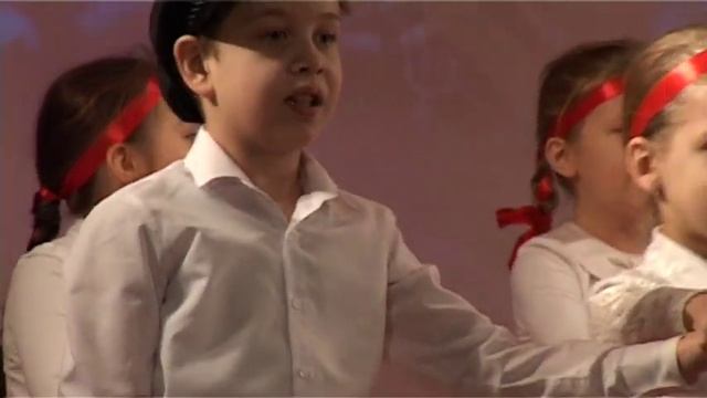 Зареченские школьники борются за победу в проекте «Танцующая школа» смотреть онлайн