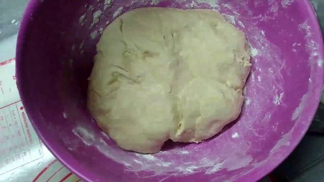 Сан Себастьян, мои работы? Жарю пирожки, подсолнечное масло нынче золото,босая после педикюра.Турци смотреть онлайн