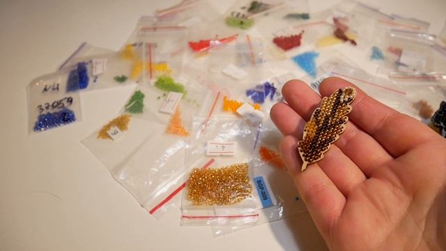 Куда использовать остатки бисера?