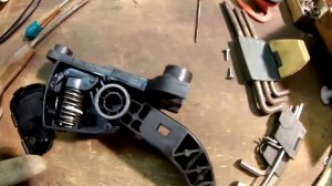 Скрип педали газа. Hyundai Solaris. The creaking gas pedal.