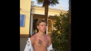 МАМА. Виктор  Королёв