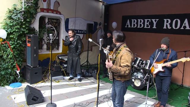 Открытие улицы Эбби РоудЪ. Abbey Road Street. Opening ceremony in Saint Petersburg смотреть онлайн