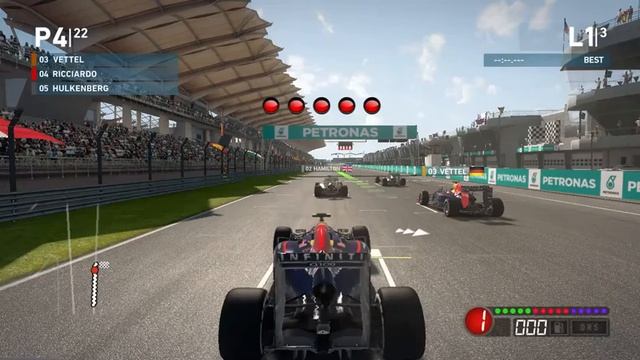 F1 2014 on AMD A8 4500M HD 8750M смотреть онлайн