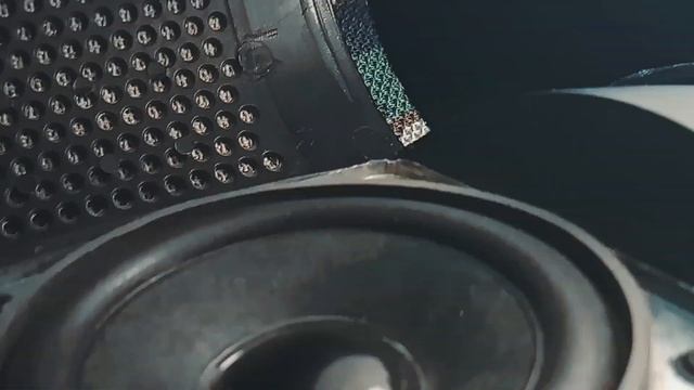 Бас тест колонки JBL Extreme2 (copy) смотреть онлайн