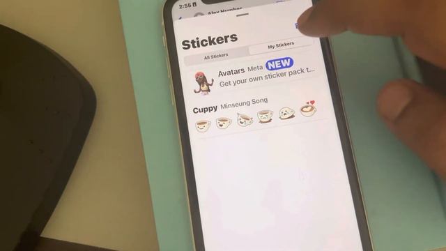 How to delete stickers from WhatsApp in iPhone смотреть онлайн