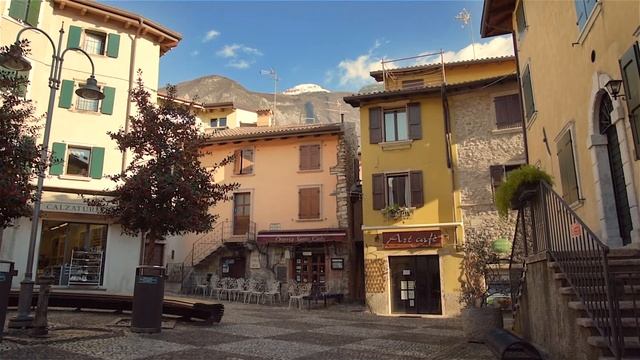 Malchesine attractions - Garda Lake Lago di Garda Italy смотреть онлайн