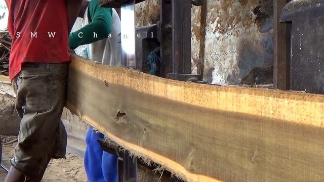 kayu jelajah yang akan mengelilingi belahan dunia.bahan pembuatan perahu. sawmill смотреть онлайн