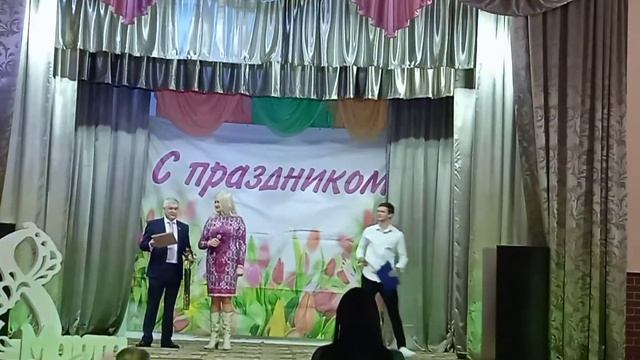 Поздравления админ.города Ладушкин с наступающим 8 Марта и выступление танц. коллектива "Почемучки" смотреть онлайн