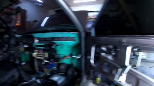 ДОРОГАЯ ВИБРОИЗОЛЯЦИЯ ДВЕРЕЙ ВАЗ 2114/ Быстрые стеклоподъёмники в КРУГ. АНТИКОР ДВЕРЕЙ! смотреть онлайн