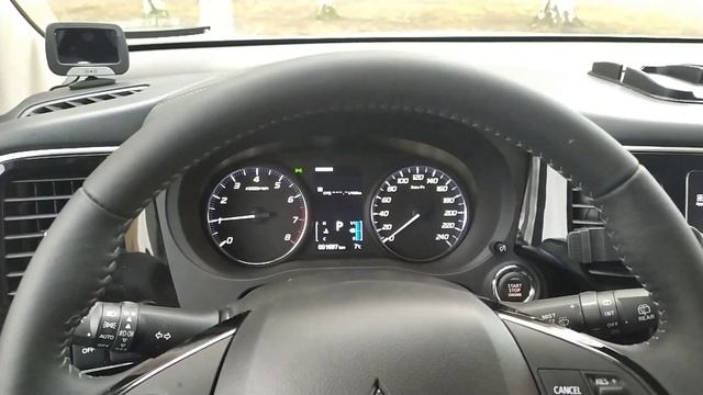 Mitsubishi Outlander 2019 как улучшить салон,аксессуары, how to improve the interior, accessories1 смотреть онлайн