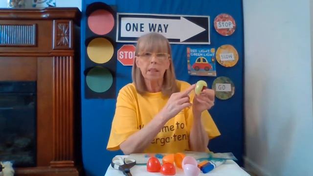 How to make your own Maracas смотреть онлайн