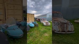 Музей под открытым небом - музей ретро автомобилей «Автокомбинат» в Подмосковье.