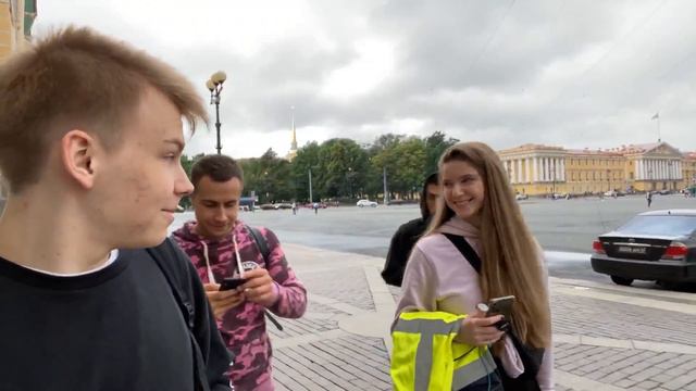 СТРОГО СНЯЛ ДВУХ ДЕВУШЕК / ИРЛ СТРИМ СТРОГО В МОСКВЕ смотреть онлайн