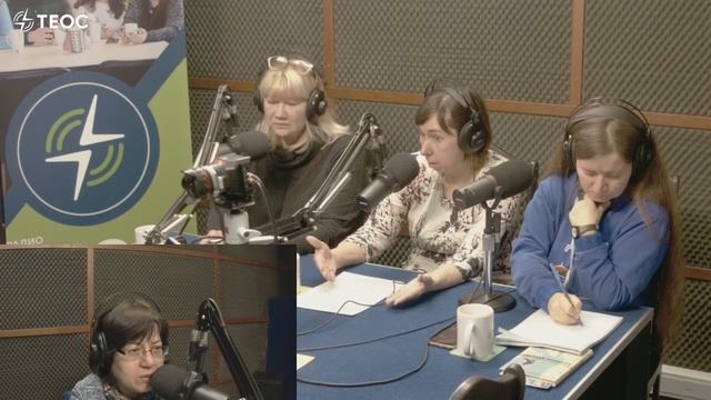 Волонтеры в детском доме: польза или вред? смотреть онлайн