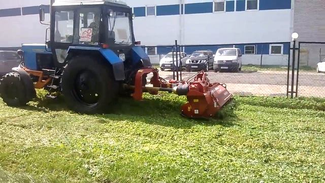 Косилка КДК-184 в ЖКС №2 Красногвардейского района Санкт-Петербурга смотреть онлайн