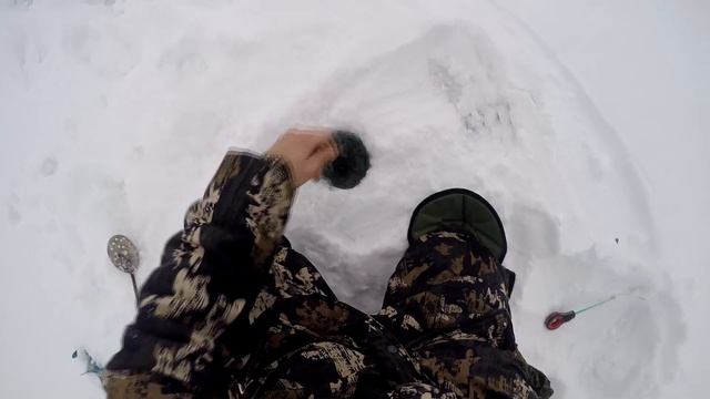 ГЛУХОЗИМЬЕ, КЛЮЕТ ВСЁ!!! ЩУКА, ОКУНЬ, ПЛОТВА, ПОДЛЕЩИК. смотреть онлайн