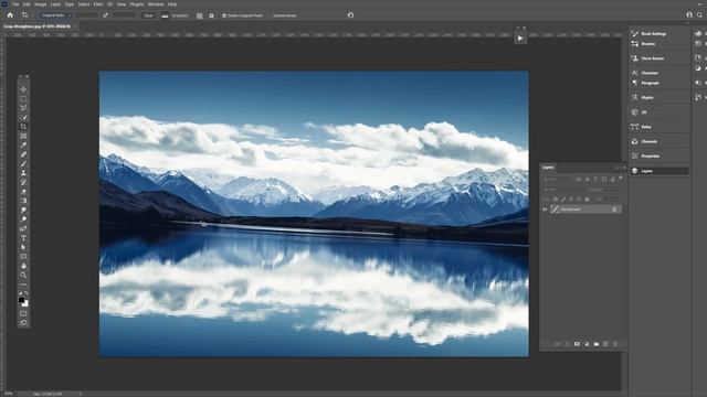 Photoshop Tutorial - Crop Tool - Straighten Images in Photoshop смотреть онлайн
