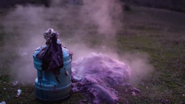 Experiment: Coca Cola, Fanta, Sprite VS Huge Baloons with Mentos