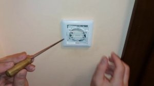 Лампа светится при выключеном свете. Удаление светодиода из выключателя за 1 минуту.