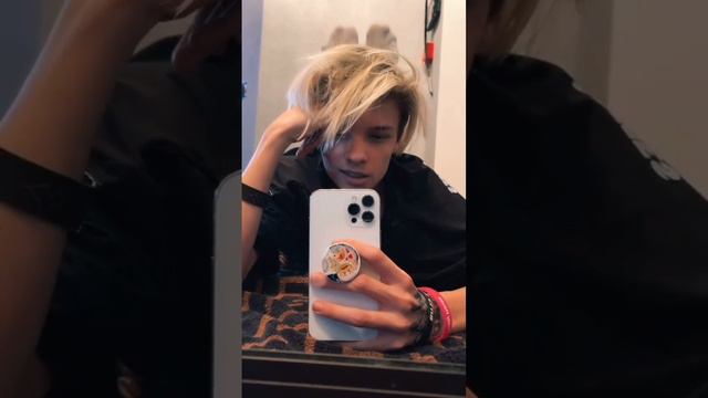 хейтеры скажут это видео можно сделать за 2минуты.