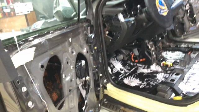 Cadillac XT5 шумоизоляция Комфортмат это не только эффективно и экологически безопасно, но и красив смотреть онлайн