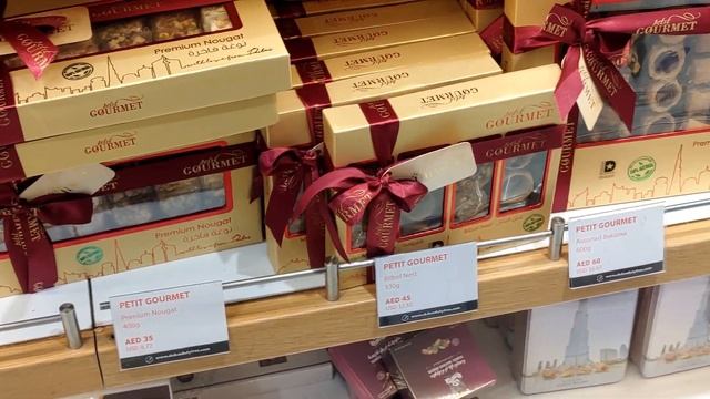 DXB Dubai Airport Terminal 2 |Walking Inside Terminal 2 Duty Free Shops|UAE Ameeshavlogs #dxb #duba