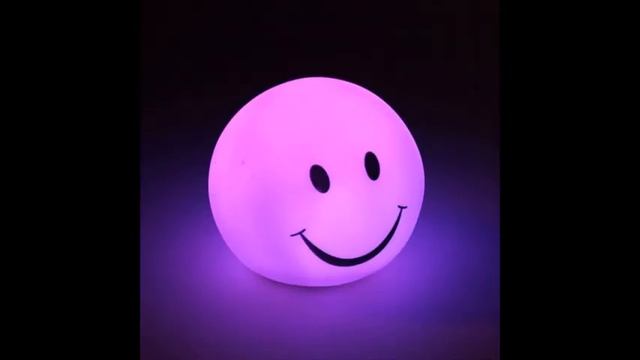 Светодиодный ночник-светильник «Смайлик» смотреть онлайн