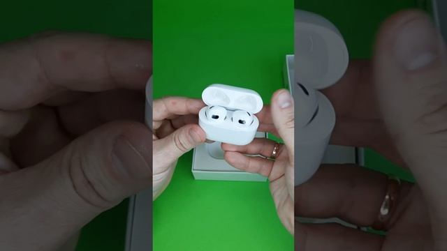 Видеообзор наушников AirPods 3 смотреть онлайн