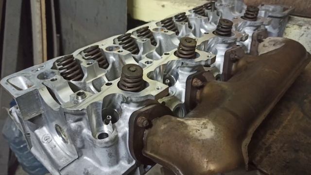 Мерседес Е430 легенда троит, колбасит. Он ещё переживет своих потомков. смотреть онлайн