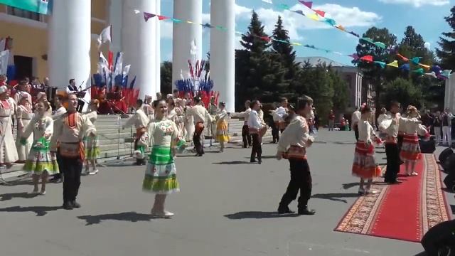"МАРИЙСКИЙ ТАНЕЦ". Ф.В.ГИНЗБУРГ, ВИРТУАЛЬНЫЙ МУЗЕЙ КУЛЬТУРЫ И ИСКУССТВА РЕСПУБЛИКИ МАРИЙ ЭЛ. смотреть онлайн