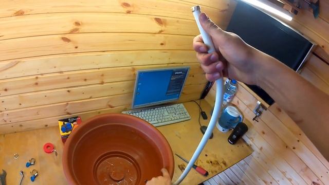 Фонтанчик из чайника для дачи своими руками в гараже 1ч. смотреть онлайн