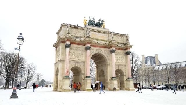 Paris Snowfall 2021 - Around Louvre Museum смотреть онлайн
