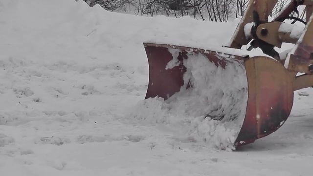 репортаж МУЖИЧОК С "НОГОТОК" смотреть онлайн